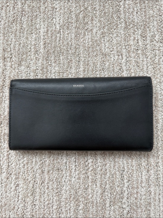 Skagen Accessories - Skagen Black Cow Hide Leather Continental Card Holder Wallet